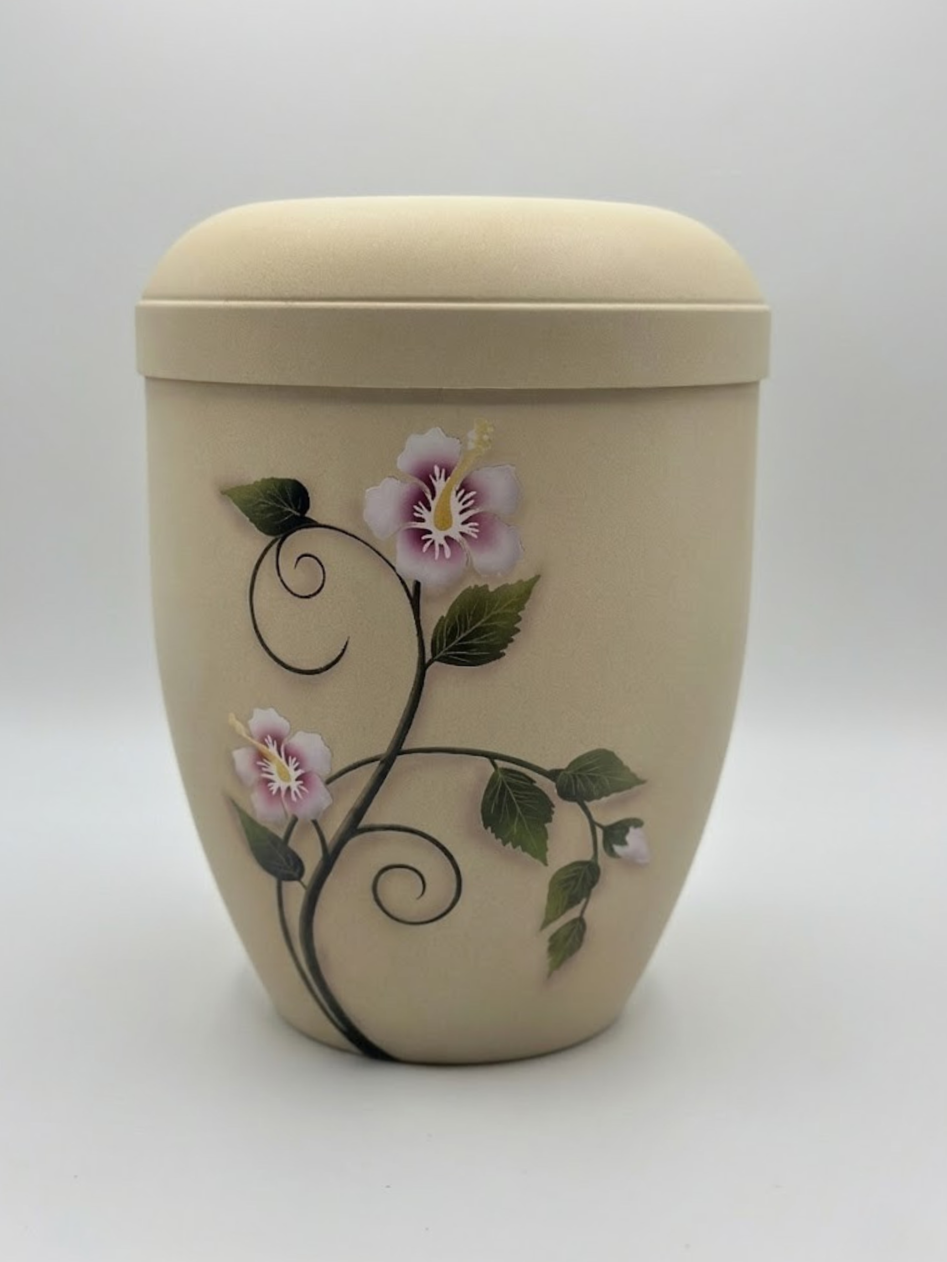 urn - rememberme - beige - gebroken wit urn - grote urn - hibiscus urn met bloemen